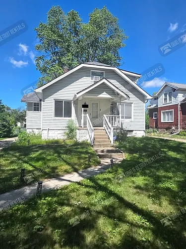 22889 Oakwood Ave Photo 1
