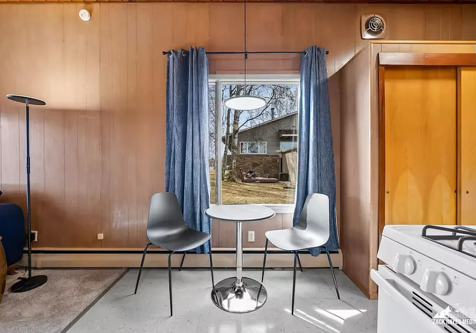 1 bed, 500 sqft, $1,800 — Photo 3