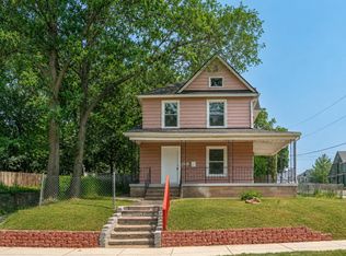 905 N Winnebago St, Rockford, IL 61103