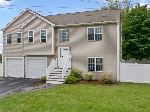 25 Norwell St, Dartmouth, MA 02748