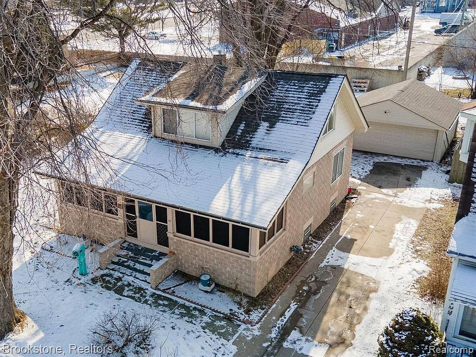 5814 Arden Ave Warren MI 48092 Zillow