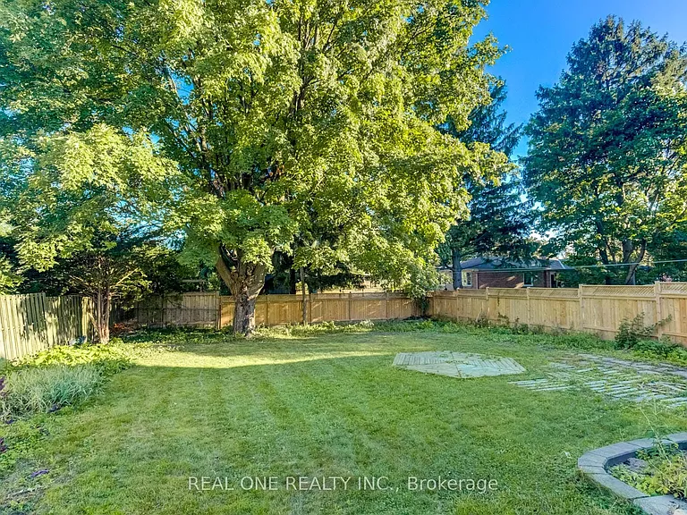349 Horsham Ave — Photo 15