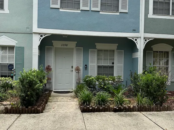 1098 Vineland Pl, Lake Mary, FL 32746