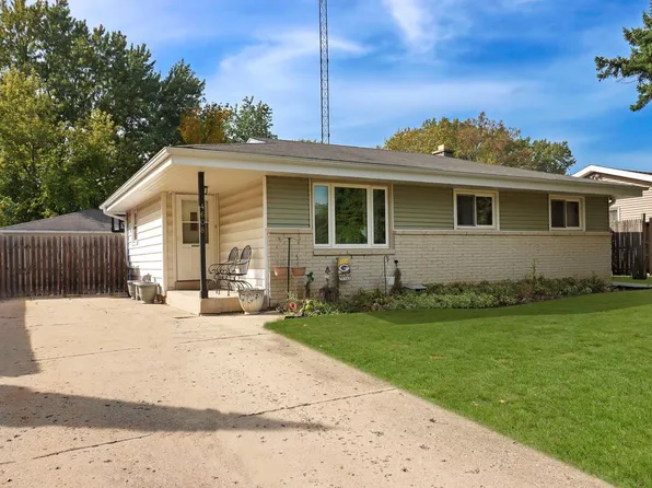 4608 Pershing BOULEVARD, Kenosha, WI 53144