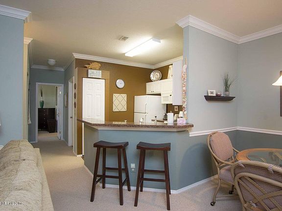4th image of 13810 Sutton Park Dr N APT 1226
