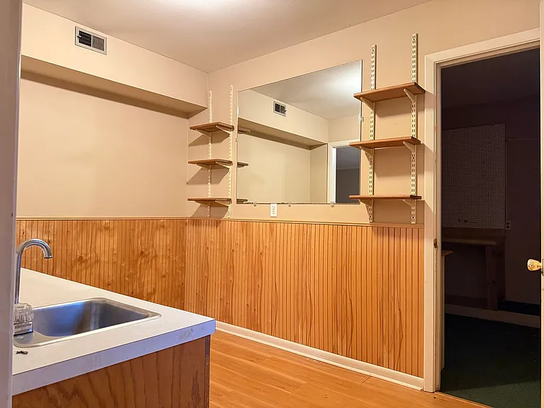 323 Auburn Dr — Photo 13