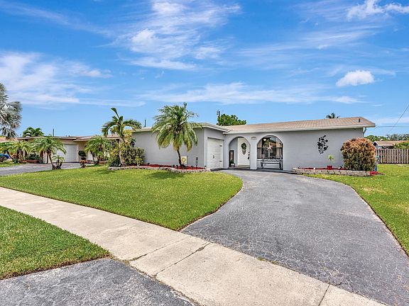 3rd image of 2480 NW 94th Terrace