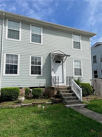 Building Photo - 6223 Wadsworth Dr
