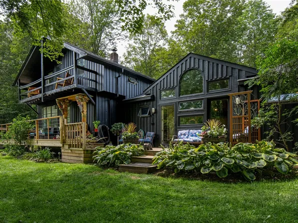 326 Howard Greene Rd, Roxbury, NY 12474