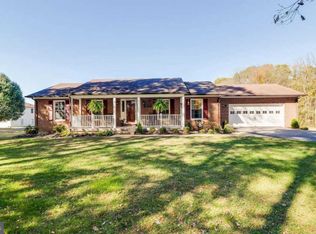 10300 Rogues Rd, Midland, VA 22728