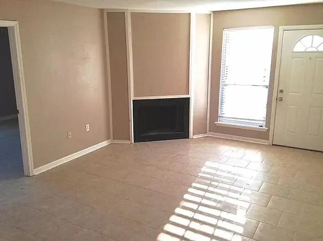 8456 Bayou Fountain Ave — Photo 2