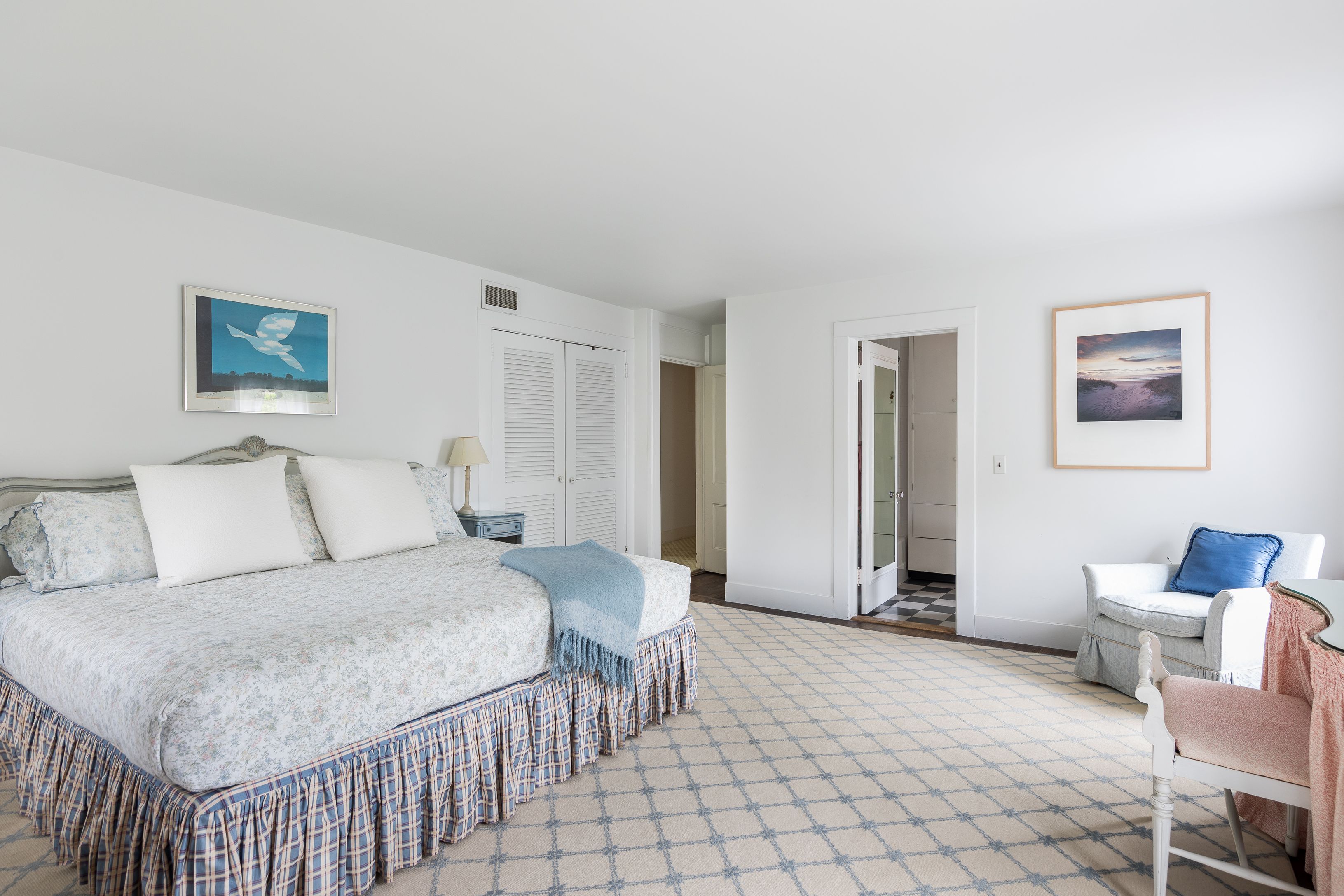 53 Lily Pond Ln, East Hampton, NY 11937 Out East