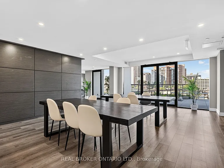 15 Queen St S #1206 — Photo 38