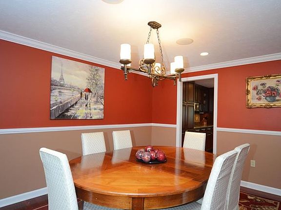 5th image of 518 Park Ln