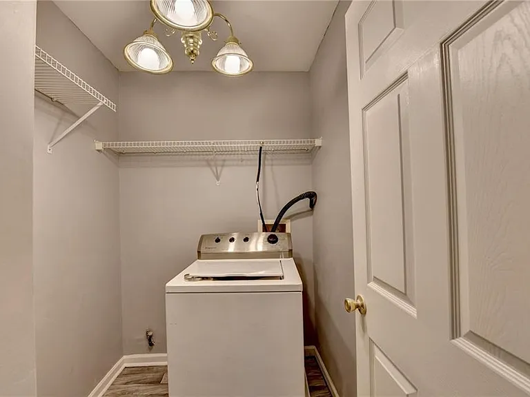 2072 Fairport Way — Photo 44