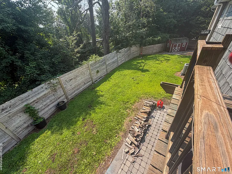17 Kingsbury Rd — Photo 32