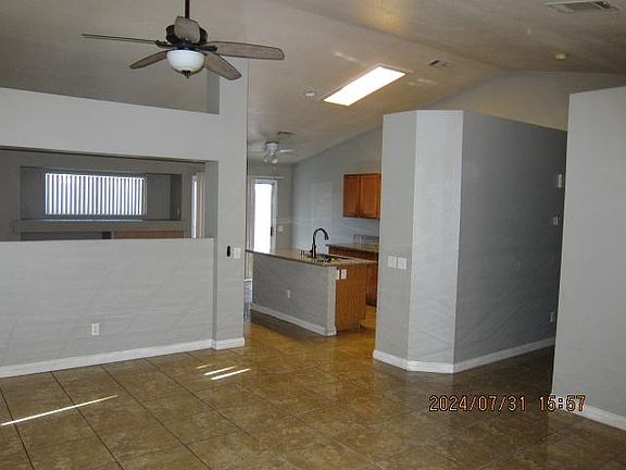 3rd image of 330 W Azure Ave