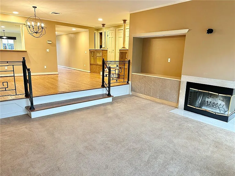 2 Weetamoe Farm Dr — Photo 6