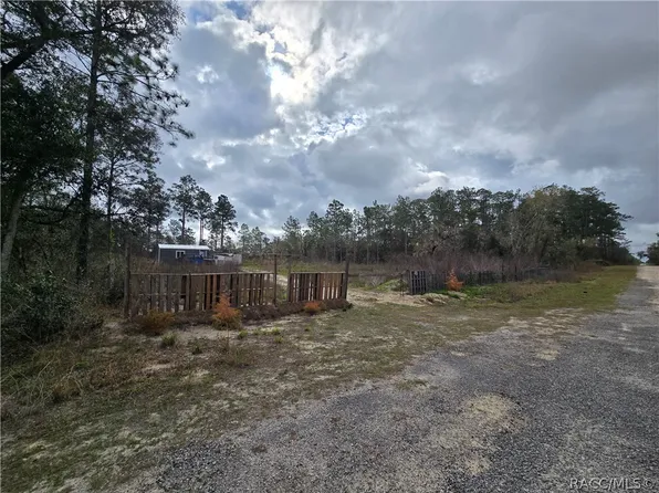SE 128th Ave, Dunnellon, FL 34431