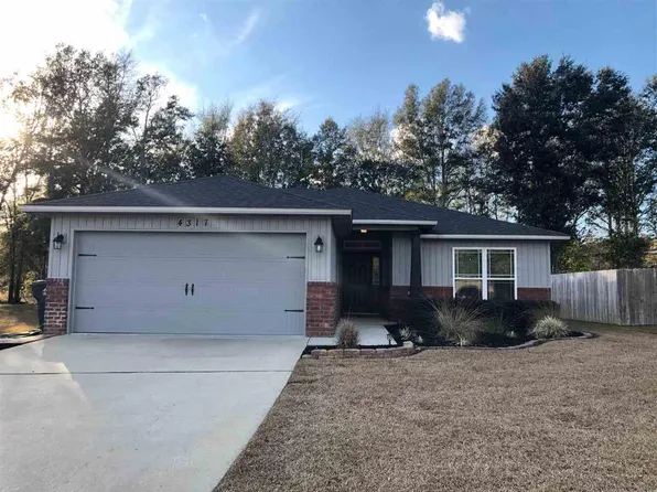 4317 Village Oak Ln, Pace, FL 32571