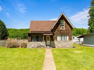 3712 Riverside Dr, Huntington, WV 25705