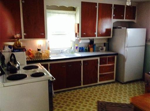 2nd image of 16 Winchester Ave
