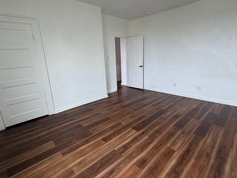 1125 Amanda St #2 — Photo 11