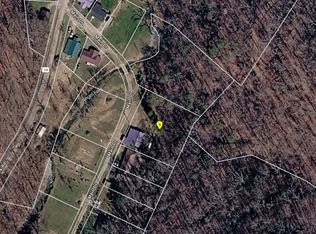 2214 Main Dr, Saint Albans, WV 25177