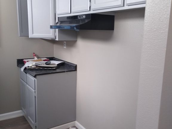 3rd image of 4585 Ohio St APT 6