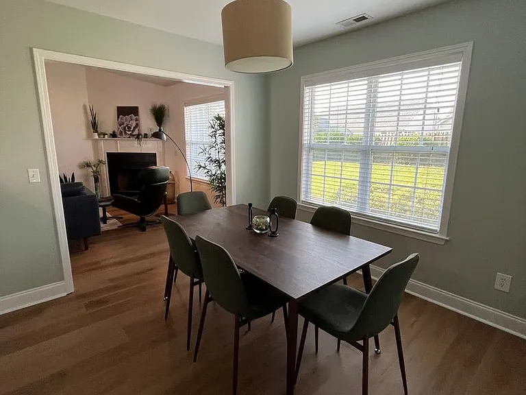 642 Hillside Dr — Photo 8