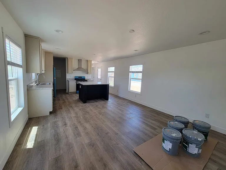 650 E Busby Dr #1E — Photo 5