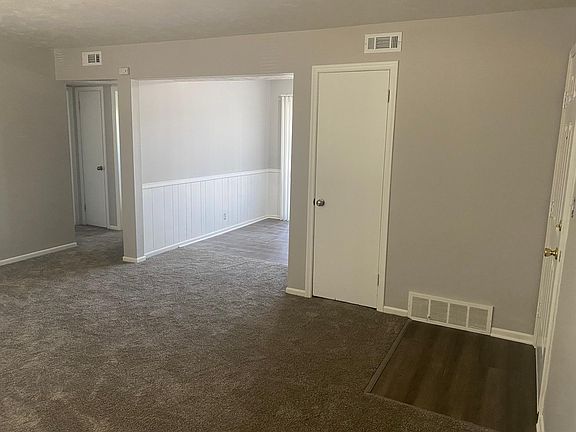 5th image of 513 Wilshire Dr #4