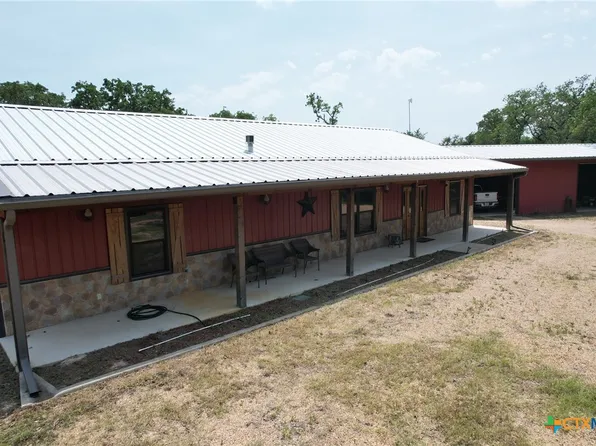 2357 Myrtle Ln, Cameron, TX 76520