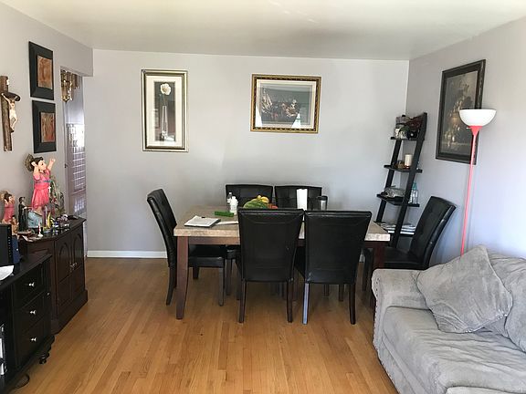 5th image of 9908 Ivanhoe Ave