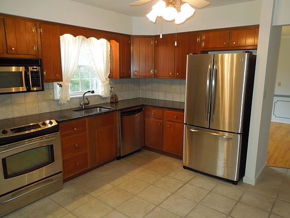 5th image of 6159 Middlebury Dr W