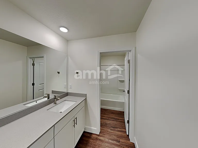3294 S Fields Ave — Photo 12