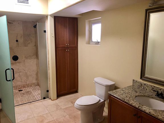 5th image of 255 W 7th St #11