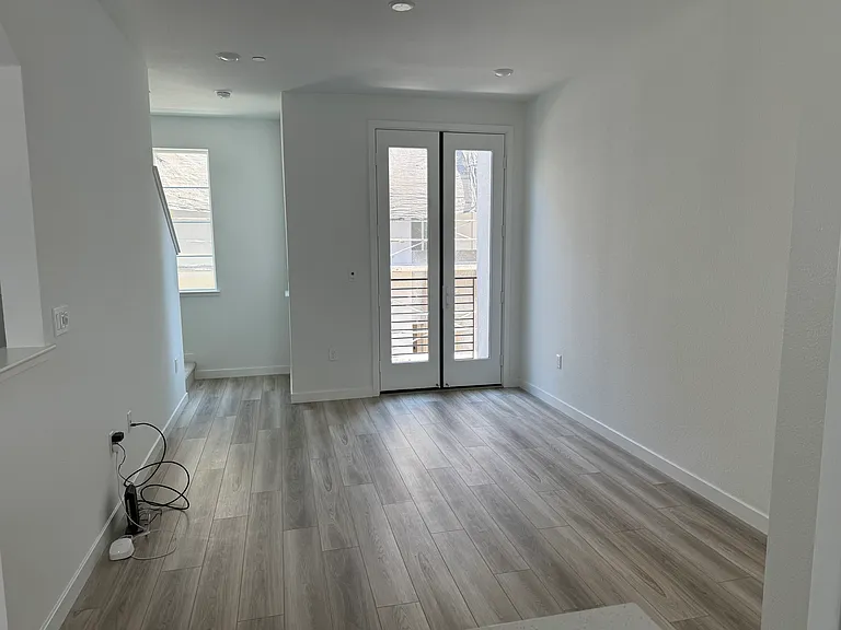 435 Martin Mariner Ave — Photo 29