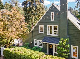 2656 SW Brae Mar Ct, Portland, OR 97201