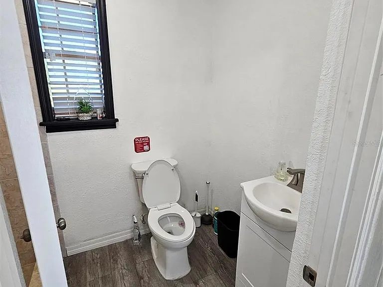 1907 S Goldenrod Rd #2 — Photo 7