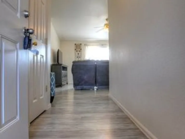 1559 S Dusk Dr — Photo 6