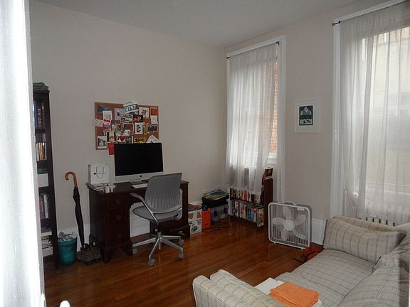 4th image of 119 Montague St APT 9