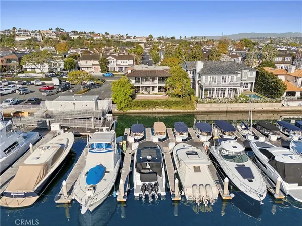 2572 Bayshore Dr, Newport Beach, CA 92663