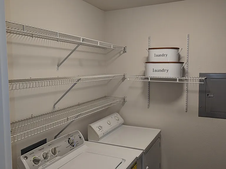420 Bellevue Way SE #103 — Photo 16