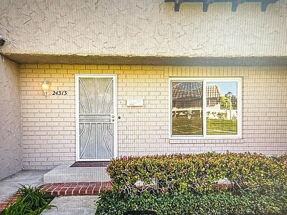 2nd image of 24313 La Glorita Cir