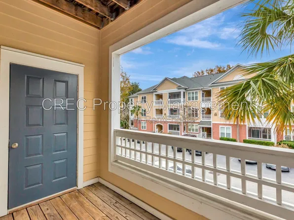 200 Bucksley Ln Unit 204, Daniel Island, SC 29492