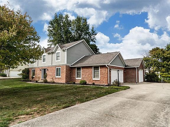 2nd image of 1605 Laurel Creek Dr