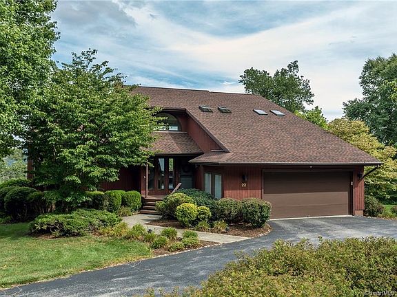 22 Smoke Ridge Drive