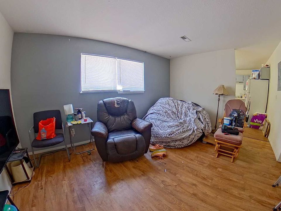 1019 Fremont St Apartment Rentals Manhattan, KS Zillow