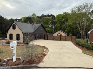 128 Graybrook Ct, Grayson, GA
